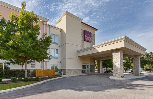 Wetmore Hotel | Comfort Suites Medical Center Near Six Flags