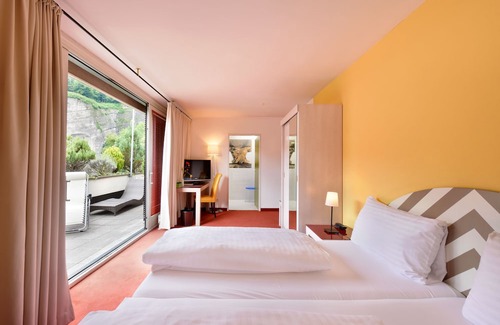 Loretto Hotel | Hotel Neutor Express
