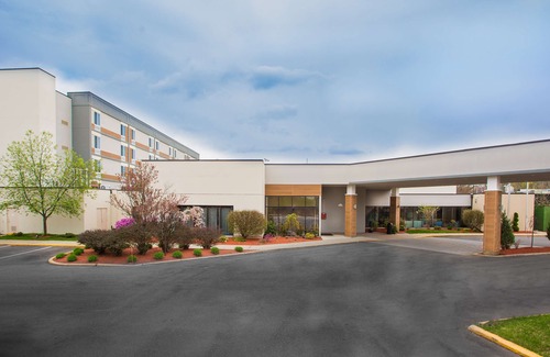 Woburn Hotel | Best Western Plus New Englander