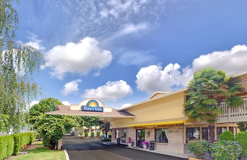 Tukwila Hotel | Days Inn by Wyndham Seattle South Tukwila