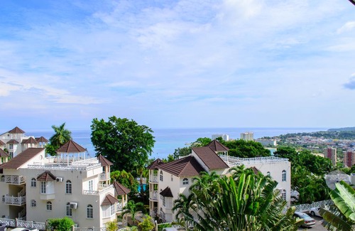 Ocho Rios Hotel | Sky Castles