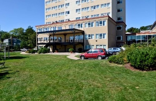 Halifax Hotel | Best Western Plus Chocolate Lake Hotel - Halifax