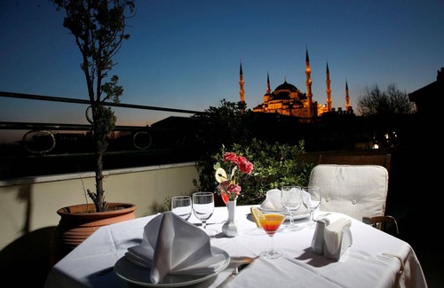 Sultanahmet Hotel | Azade Suites