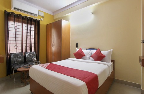 Yeshwanthpur Hotel | OYO 13901 Vishal Residency