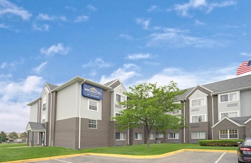 Eagan Hotel | Microtel Inn & Suites by Wyndham Eagan/St Paul