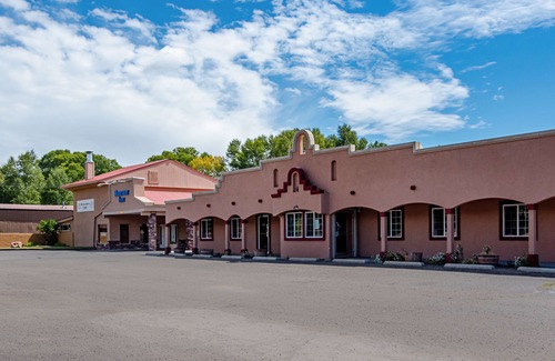 Gunnison Hotel | Rodeway Inn Gunnison