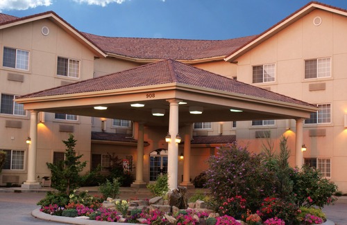 Caldwell Hotel | Best Western Plus Caldwell Inn & Suites