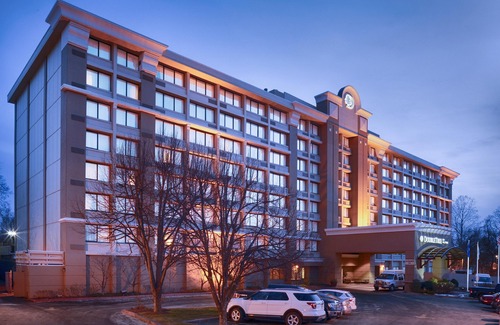 Norwalk Hotel | DoubleTree by Hilton Norwalk