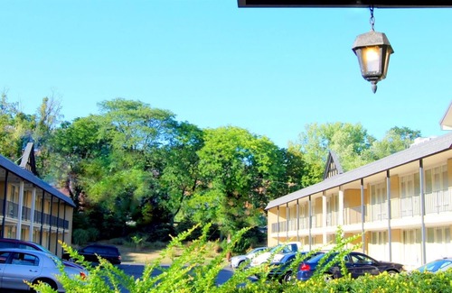 Nyack Hotel | West Gate Inn Nyack