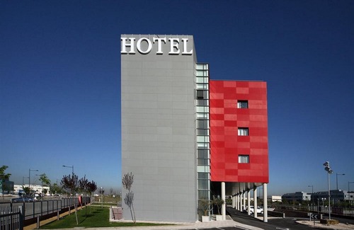 Getafe Hotel | Ramada by Wyndham Madrid Getafe