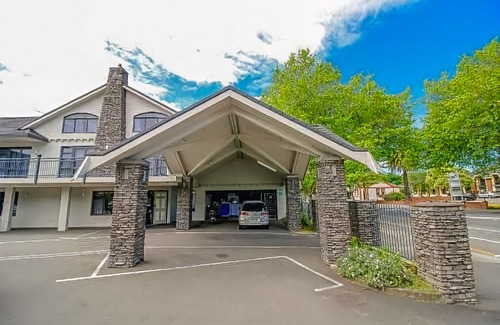Whanganui Hotel | Aotea Motor Lodge