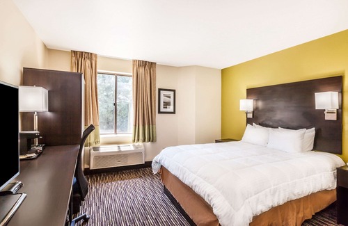 Yorkshire Hotel | Baymont by Wyndham Newark at University of Delaware