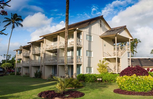 Wailua Hotel | Aston Islander on The Beach
