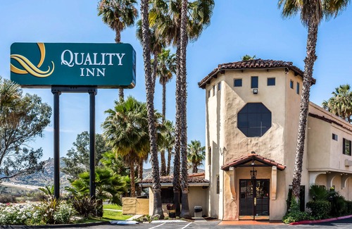 Fallbrook Hotel | Quality Inn Fallbrook