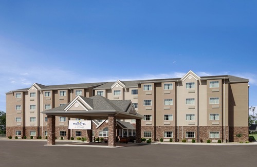 Triadelphia Hotel | Microtel Inn & Suites by Wyndham Wheeling at Highlands