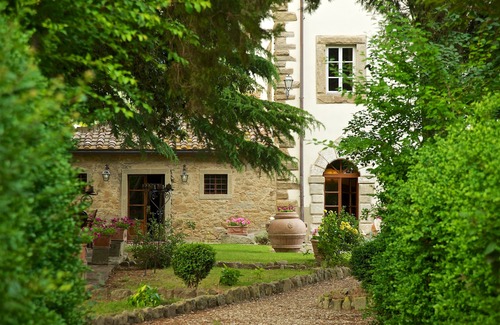 San Pietro a Cegliolo Hotel | Relais Villa Baldelli
