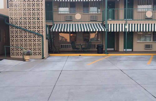North Platte Hotel | Americas Best Value Inn North Platte