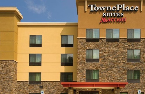 Red Deer Hotel | TownePlace Suites by Marriott Red Deer