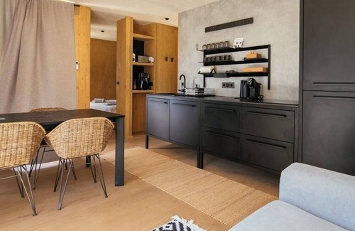 Murter House | NEW! Ecological luxury vacation by the sea. Fantastic location Murter. Sea view.