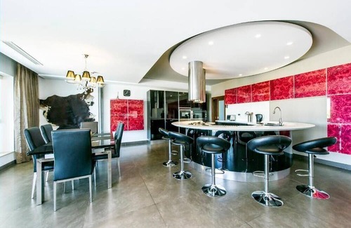 Xaghra Apartment | Villa Panorama - Luxury Villa with Indoor and Outdoor Pools