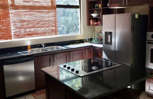 Esterillos House | Wildlife Haven near Surf and Sea