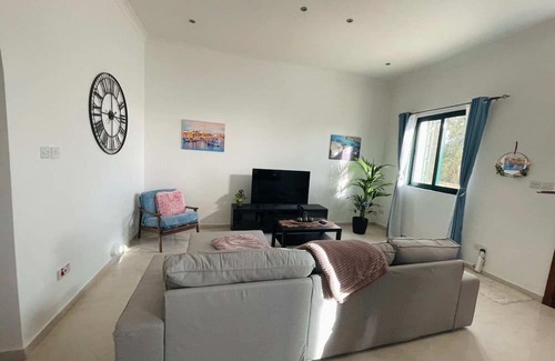St. Andrew's Apartment | 3-bedroom With Backyard-hosted by Sweetstay