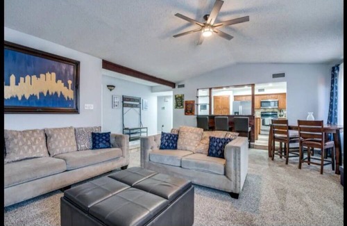 Mesquite House | Cozy 3 Bedroom with outdoor dining and a pool