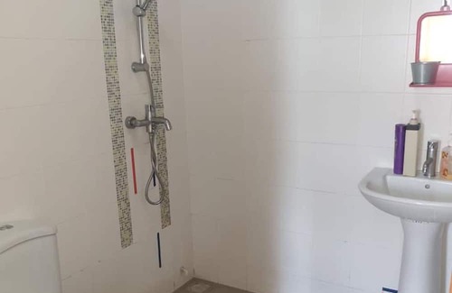 Yishun Apartment | clean air condition double bed room. great location
