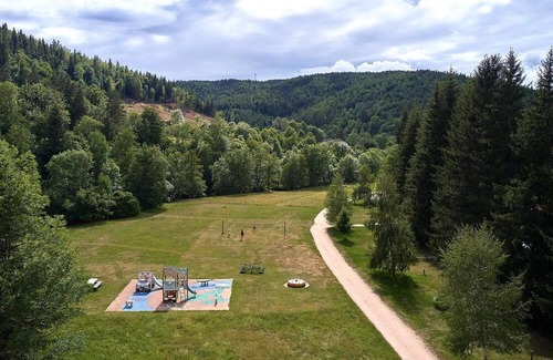 Sainte-Sigolene Ski Chalet | Luxe Sanitary 5 Pers. Villatent at the 4-star campsite de Vaubarlet in Auvegne