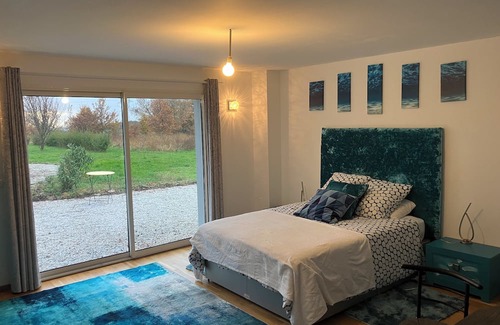 La Pomarede Hotel | Chez PhiL