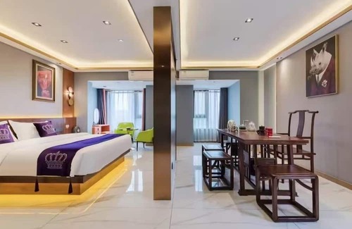 Zhongyuan District Hotel | Yuanmeng international hotel