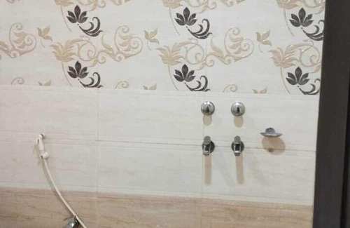 Bhubaneshwar Hotel | The Royal Suites