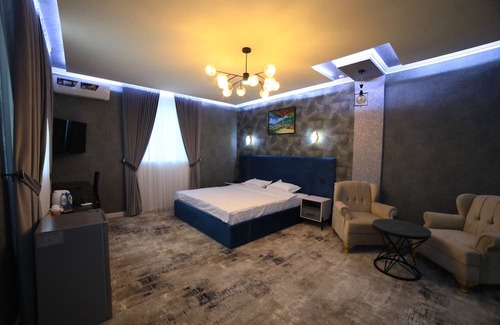 Andizhan Hotel | Emery Hotel