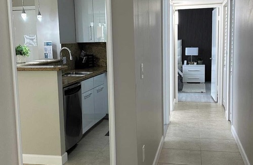 Aventura Apartment | This apartment is a 2 bedroom(s), 2 bathrooms, located in Aventura, FL.