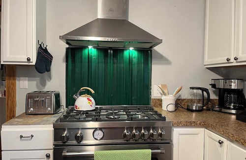 Marysville Other | The Little Wellness Farm - Charming 3-bedroom farmhouse in lovely Marysville, OH