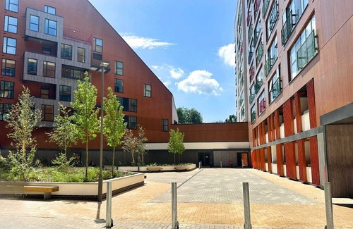 Bracknell Apartment | Grand Exchange Bracknell 1 bed with Parking