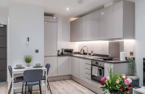 Barnt Green Apartment | Modern 1 bed apartment in Central Solihull