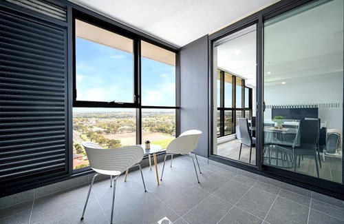 Liverpool Apartment | Liverpool Brand new 2 Bedroom APT View & Parking