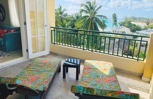 St. Lawrence Gap Condo | Cozy One Bedroom - White Sands Beach Condos