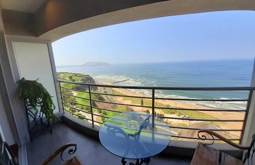 Leuro Apartment | Vrbo Property