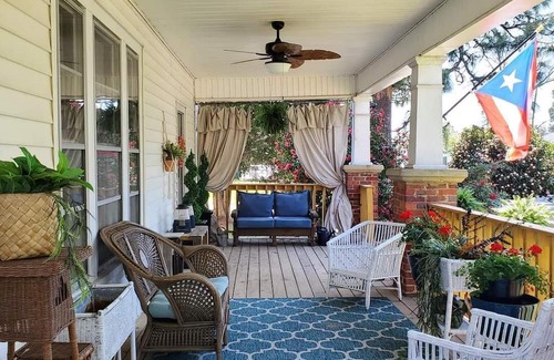Sunbury Apartment | Porch life in Sunbury