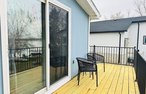 Aberdeen House | 3 Bedroom Home at Richmond Lake on the Water