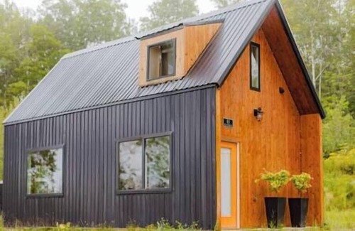 Liberty House | The Anthracite at Crie Hill - A Luxury Off-Grid Retreat