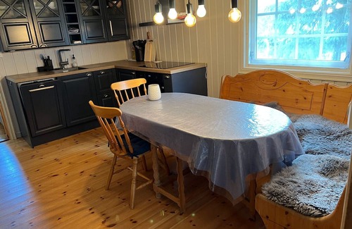Loten Municipality Cabin | Cosy 3-bedroom cabin with WiFi in Innlandet.