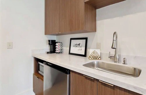 Greater Belhaven Apartment | Eudora Welty Loft At Belhaven Town Center
