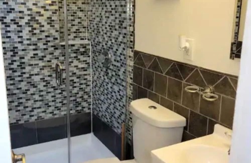 Clinton Hill Apartment | Stunning 1 bed, Great for work, Wifi & Coffee