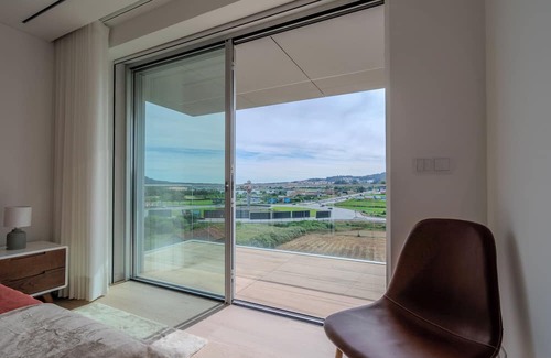 Barcelos Apartment | Gorgeous 3-bedroom apartment, utmost comfort & convenience at historic Barcelos.
