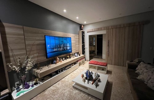 Rio Verde Apartment | COZY ROOM (A nice place with a pool table and pottery classes)