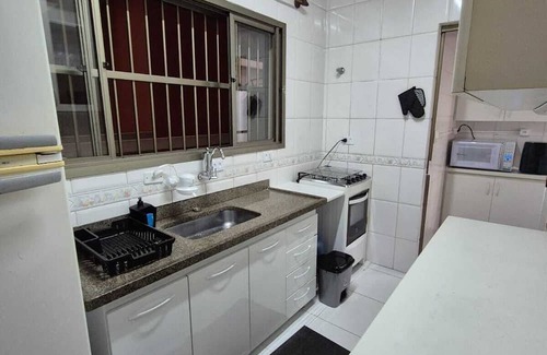Vila Alzira Apartment | Cobertura Aconchegante e Cheio de Estilo, na Praia das Astúrias, no Guarujá