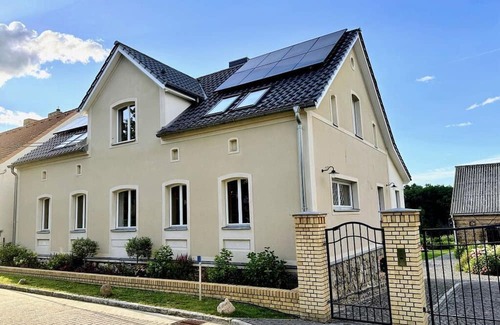Mittenwalde House | FeWo Kranich Comfortable holiday residence